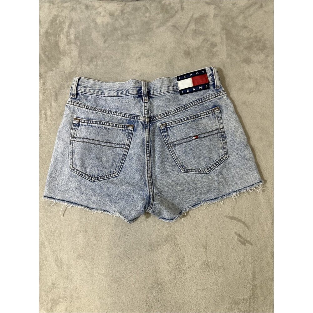 Tommy Hilfiger Jeans Women’s Denim Cutoff Shorts Size 30 Light Wash